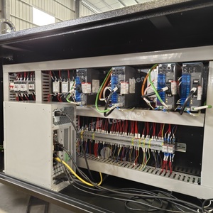 Cortadora Láser Híbrida de Fibra y CO2 LaserMen-1325CF CNC 1000W+180W con Área de Trabajo de 1300*2500mm para Madera Contrachapada, Cuero, Papel y Láminas Metálicas - Product Image 5