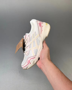 Chaussures de course légères de style rétro de haute qualité respirantes et confortables pour la marche décontractée - Product Image 1