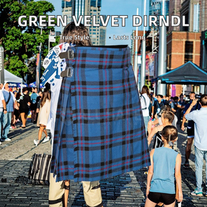 Dirndl européen vert foncé avec corsage élégant en velours - Product Image 2
