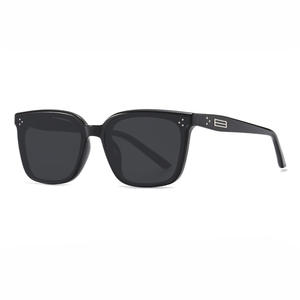 Gafas de sol Gm unisex con montura de PC, negras, polarizadas, protección UV400 para conductores y uso al aire libre - Product Image 5