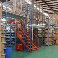 Plateforme industrielle en acier à structure portée par des racks, mezzanine amovible et extensible pour le stockage en vrac de cartons en entrepôt
