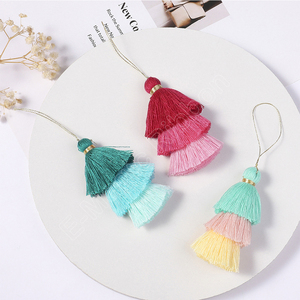 E-Magic Fashion, pompons faits à la main, faible MOQ, couleur personnalisée, cordon décoratif à 3 couches, pompons en polyester pour la décoration - Product Image 5
