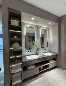 Muebles de Baño de Lujo con Espejo Grande, Conjuntos de Muebles de Baño Personalizados, Tocadores de Baño con Lavabo de Cerámica de Alta Gama - Product Image 3