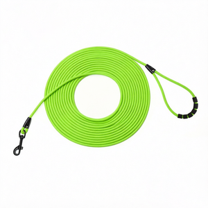 Laisse de suivi pour chien longue et ronde, étanche, robuste, pour l'entraînement en extérieur, couleur personnalisée, pour chiens de grande et moyenne taille, OEM ODM - Product Image 3
