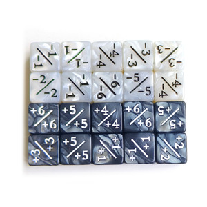 Dés personnalisés RPG à coins carrés de 16 mm, 2 couleurs, symboles d'addition et de soustraction, pour l'apprentissage du calcul et comme accessoires de jeu énergétiques - Product Image 2