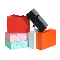 Geringe Mindestbestellmenge Maßgefertigte Luxuriöse Große Schwarze und Rosa Faltbare Geschenkboxen mit Magneten und Band, Faltbare Kartonbox für Kleidung