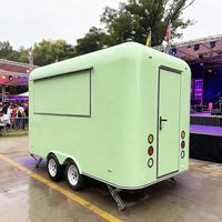 Camion de restauration rétro de style européen avec cuisine complète, friteuse, équipement pour pizzas et barbecues, conception de remorque mobile pour hot-dogs