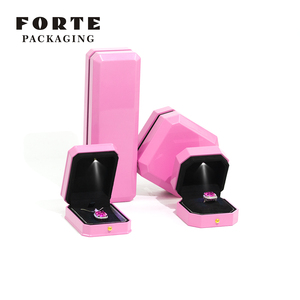 FORTE Wholesale Simple Square High End Pink Plastic Led Jewelry Box with Custom Logo for Necklace <b>Bracelet</b> Ring Packaging - Product Image 3