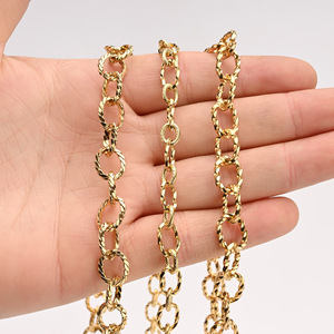 Chaîne à maillons ovales torsadés |   Chaîne en acier inoxydable plaqué or 18K PVD texturée pour la fabrication de bijoux DIY - Product Image 3