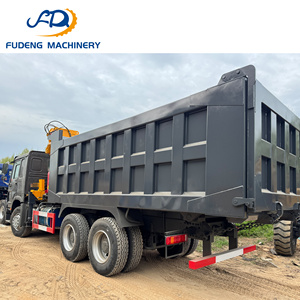 <span class=keywords><strong>Camion</strong></span> benne Sinotruk HOWO 6x4, 40T, Euro 2, 371HP, <span class=keywords><strong>occasion</strong></span>, avec grue de levage pour l'Afrique - Product Image 4