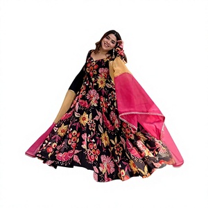 TENNECY lance une nouvelle robe tendance en organza Tabby avec pantalon et dupatta, prête à porter, pour femme, infroissable, réversible et extensible - Product Image 1