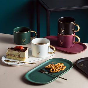 Ensemble <span class=keywords><strong>tasse</strong></span> à café et soucoupe en céramique, <span class=keywords><strong>tasse</strong></span> à thé <span class=keywords><strong>anglaise</strong></span> en <span class=keywords><strong>porcelaine</strong></span> avec soucoupe, cuillère dorée, passe au lave-vaisselle et au micro-ondes, pour expresso - Product Image 3