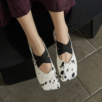 Ballerines haut de gamme 2026 tendance style créateur à imprimé animal en véritable crin de cheval avec bande élastique croisée pour femmes