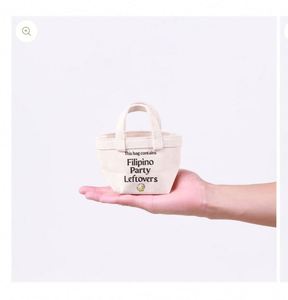 กระเป๋าผ้าแคนวาสขนาดเล็กแบบปรับแต่งได้ พร้อมหูหิ้ว กระเป๋าช้อปปิ้งนำกลับมาใช้ใหม่ได้ สำหรับของขวัญและโปรโมชั่น - Product Image 2
