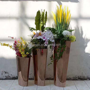 Guangdong Factory Price Hotel Office Interior <span class=keywords><strong>de</strong></span> acero inoxidable florero plateado alto/macetas para plantas - Product Image 5
