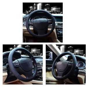 Housse de <span class=keywords><strong>volant</strong></span> en <span class=keywords><strong>cuir</strong></span> microfibre avec poignée universelle Housse de <span class=keywords><strong>volant</strong></span> de voiture avec sensation de confort - Product Image 6