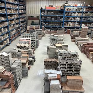 Carreaux muraux extérieurs en céramique <span class=keywords><strong>rouge</strong></span>, <span class=keywords><strong>couleur</strong></span> RAL 7036, carreaux décoratifs flexibles ; Briques creuses en argile <span class=keywords><strong>rouge</strong></span> - Product Image 2