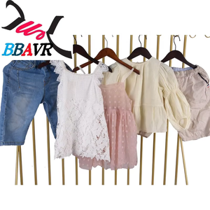 เสื้อผ้าเด็กมือสองขายส่งจำนวนมาก คละยี่ห้อ โพลีเอสเตอร์/คอตตอน สำหรับเด็กผู้ชายและเด็กผู้หญิง ฤดูร้อน สั่งซื้อขั้นต่ำ 45 กก. - Product Image 3