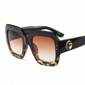 Gafas de Sol de Moda 2020 con Logotipo Personalizado, Estilo Vintage, Montura Grande para Mujer, Lentes Degradadas, Gafas de Sol Cuadradas Extra Grandes para Mujer - Product Image 6
