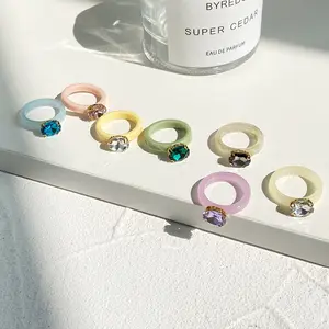 Mode bunte Acryl ringe Strass harz Kunststoff ringe für Frauen Männer Schmuck