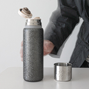 Botella de agua deportiva de titanio personalizada de gran oferta con filtro de <span class=keywords><strong>Ti</strong></span> puro para acampar al aire libre - Product Image 3
