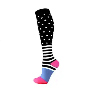 Vente en gros, Logo personnalisé, Sport, Stretch, genou d'infirmière, chaussettes Tube longues pour femmes, chaussettes de Compression de course pour femmes