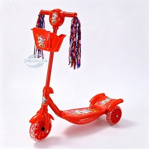 Trottinette pour enfants colorée pour les sports de plein air, design à deux roues, frein manuel, emballée dans une boîte colorée - Product Image 4