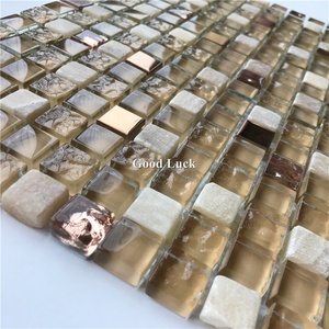 Mosaicos de Vidrio Dorado con Piedra Blanca en Forma de <span class=keywords><strong>Mini</strong></span> Cuadrado para Decoración Interior de Vestíbulos de Hotel, Penthouses, Galerías y Espacios Comerciales - Product Image 3