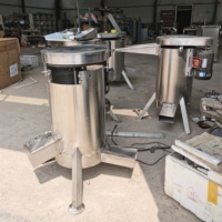 Grote verticale ontpitter en pulpmachine voor mango en perzik, sinaasappel en jujube fruit- en groentepersmachine