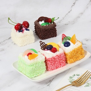 ของเล่นจำลองเค้กฝรั่งเศส ครีมเค้ก PU นุ่ม ขนมหวานปลอม ขนมปังมูส สติ๊กเกอร์ติดตู้เย็น ของตกแต่งหน้าต่าง สำหรับเด็ก 0-24 เดือน - Product Image 2