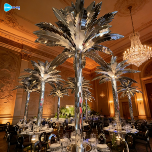 Escultura Decorativa de Palmera Grande en Acero Inoxidable Pulido - Product Image 3