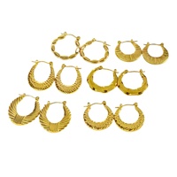 Boucles d'oreilles tendance en acier inoxydable plaqué or 18 carats pour femme, style simple et luxueux, best-seller transfrontalier