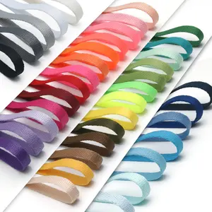 Benutzer definiertes Logo Elastische Schnürsenkel Mehrfarbige flache Polyester-Kunststoffs pitzen 120cm Schnürsenkel