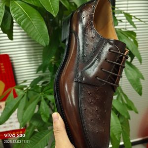 Chaussures habillées Oxford pour hommes en cuir véritable à bout pointu, à lacets, motif autruche rouge, toutes saisons, pour mariage et occasions formelles - Product Image 2