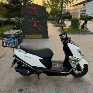 UTILISÉ <span class=keywords><strong>Suzuki</strong></span> UY125 <span class=keywords><strong>Scooter</strong></span> 125cc Super Core Engine Faible kilométrage bien entretenu Guanggong Chine - Product Image 2