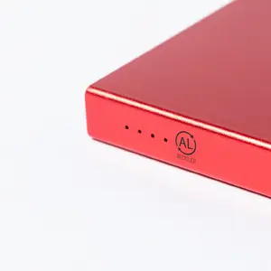 Banque d'alimentation en aluminium recyclé, gadgets écologiques - Product Image 2