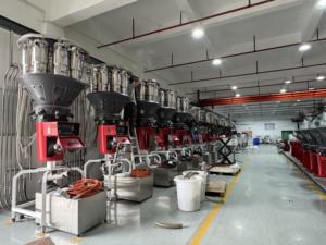 5成分プラスチック材料用重量式バッチブレンダーフィーダー計量システム押出機用自動ミキサー - Product Image 4