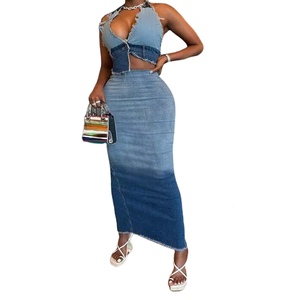 Nouvelle Robe Longue Femme Sans Manches à Col Halter et Dos Nu avec Lacets, Dégradé de Couleurs, Fendue, en Jean Sexy, Ensemble 2 Pièces Tendance - Product Image 3