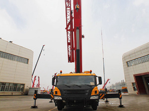 יעילות בקנה מידה גדול stc1300c 130 טון עומס כבד משאית מנוף חכם שליטה חכמה מנוע משאבת מנוע גבוהה - Product Image 5