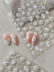 Pegatinas Decorativas para Uñas con Diseño de Mariposa y Flor en Relieve, Color Sólido, Estilo Dulce y Puro - Product Image 3