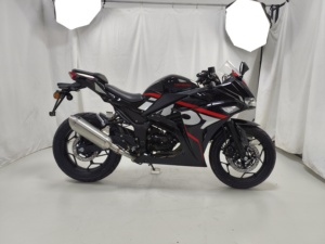 Véhicules Euro5/Euro5+ : Moto, Cyclomoteur, Vélo de Ville Sportif, Moto de Course - Product Image 6