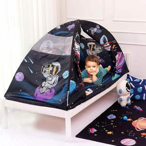 Tente de jeu intérieure pour enfants, maison de jeu pour garçons, tente de lit pour tout-petits, fusée spatiale bleue - Product Image 1