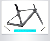 Cadre de vélo de course aérodynamique R5 en fibre de carbone, frein à disque, axe traversant, câblage interne, 12 vitesses, 700c, pour hommes et femmes, vente en gros