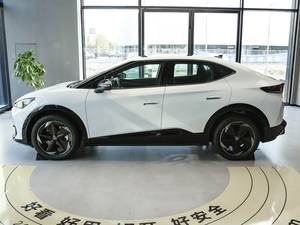 Ultimate VW Yuzhong 06 2024 Facelift, Vehículo Eléctrico de Ultra Largo Alcance (614 km) con Batería de 80.2 kWh y Sonido Premium - Product Image 5