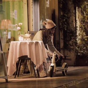 Trottinette électrique pliable M365, moteur sans balais, étanche, pliable, pour les trajets urbains, unisexe - Product Image 4