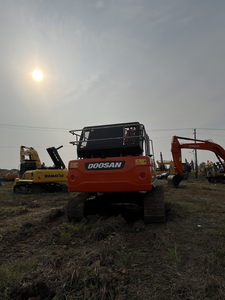 รถขุดมือสองจากเกาหลี Doosan DX300 30 ตัน รถขุดตีนตะขาบ Doosan DX300 มือสอง รถขุดเกาหลีมือสอง - Product Image 5