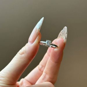 Bague de promesse pour femme Dylam Dainty Classic Design, bijoux fins et élégants, argent S925 rhodié, or 14 carats, cercle, zircone 5A - Product Image 3