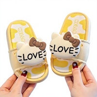 Sandales à glissière pour enfants, motif chat mignon, antidérapantes, semelle souple, pour l'été, la plage et la maison, pour filles et garçons