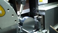 Máquina de sierra circular de metal de alta velocidad CNC Máquina de sierra de banda de