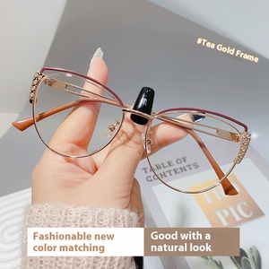 Vente chaude rétro métal cadre personnalité luxe cristal oeil de chat Anti lumière bleue lunettes lunettes - Product Image 4